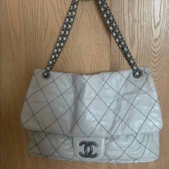 SOLD**Chanel Classic Jumbo XL Maxi Flap Bag - Picture 5 of 14